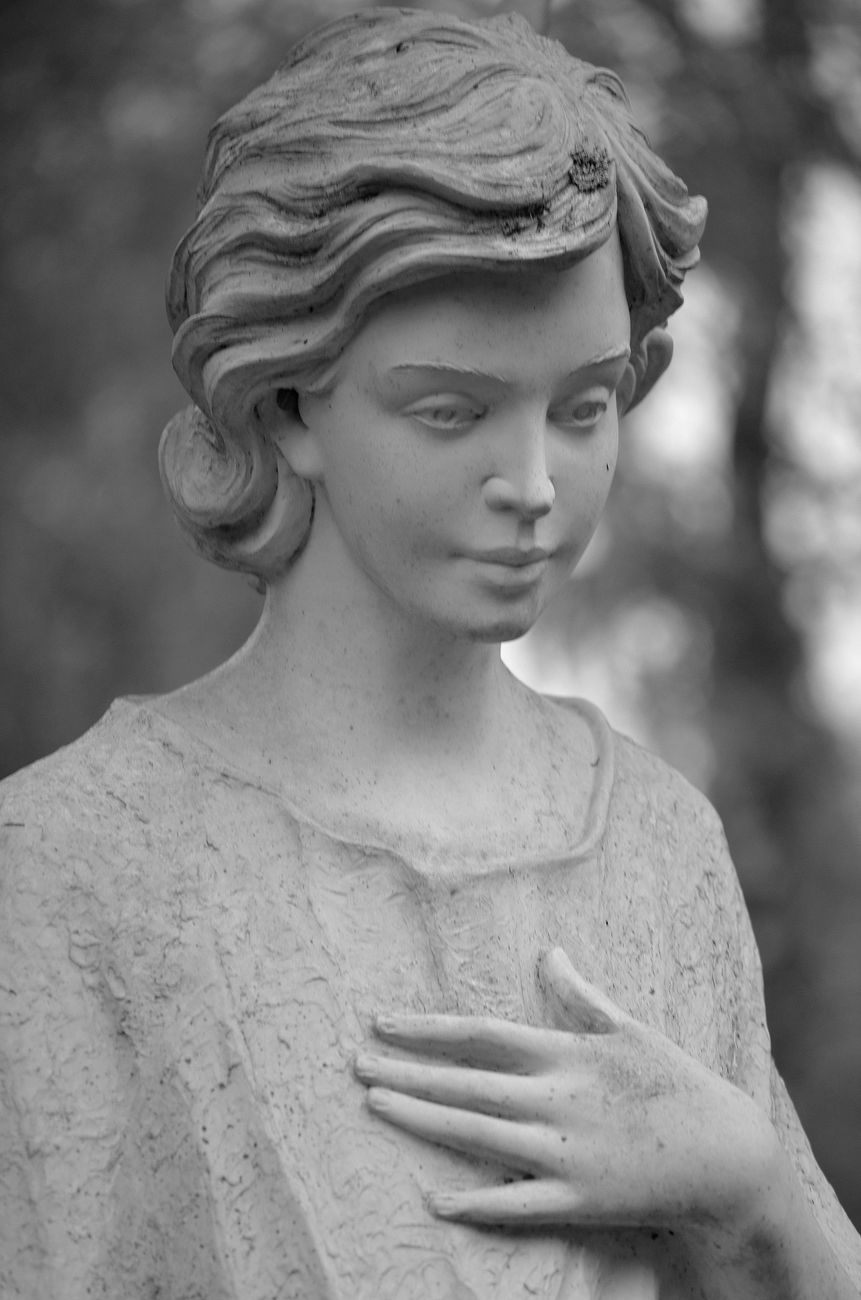 grayscale photo of a statue